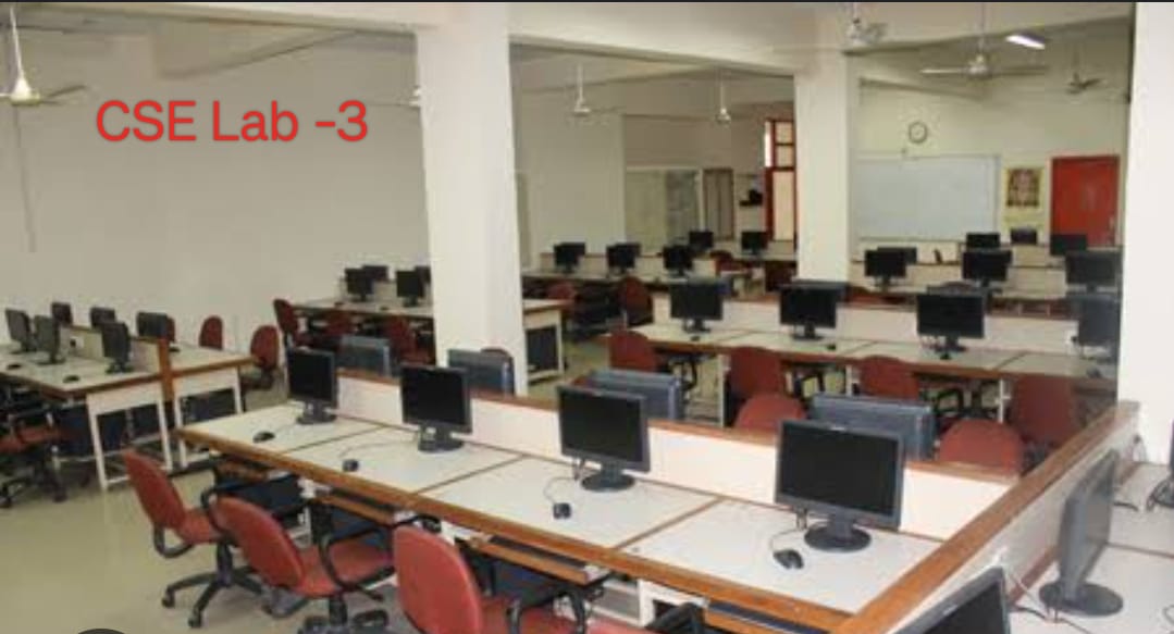 Computer Science and Engineering laboratory view 4