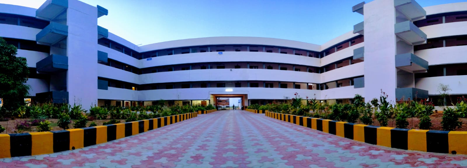 Campus building at Priyadarshini Institute of Technology and Management